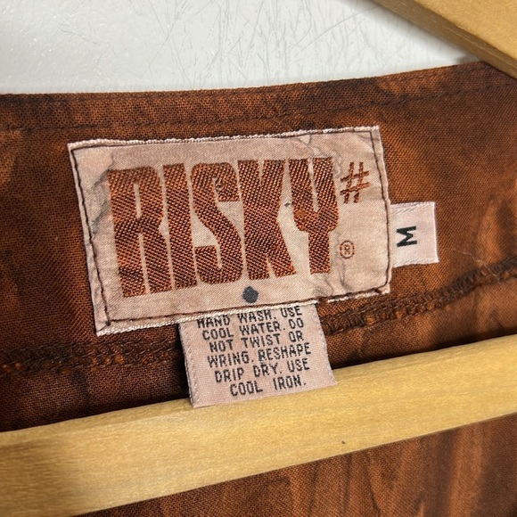 Vintage 80s Risky Western Fringe Top Boho Brown Suede Look Studded V-Neck Shirt - Picture 12 of 14